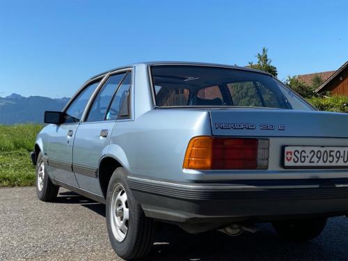 opel rekord e 2000 manual blau 1983 0008 IMG 9