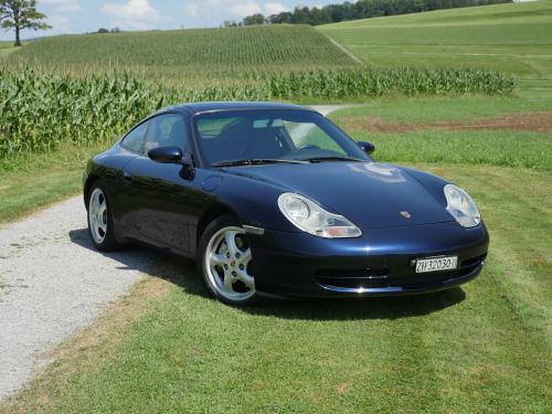 porsche 911 996 carrera 4 dunkelblau 2000 0004 5