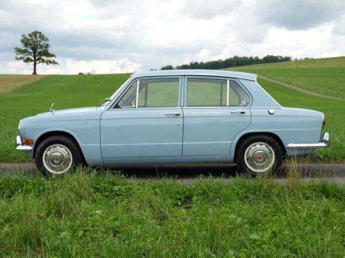 triumph 1300 wedgwood blue 1966 0000 1 (1) (1)