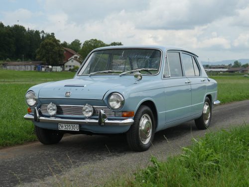triumph 1300 wedgwood blue 1966 0002 3