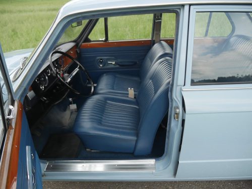 triumph 1300 wedgwood blue 1966 0012 13