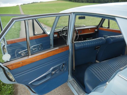 triumph 1300 wedgwood blue 1966 0016 17