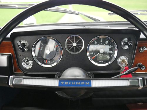 triumph 1300 wedgwood blue 1966 0023 25
