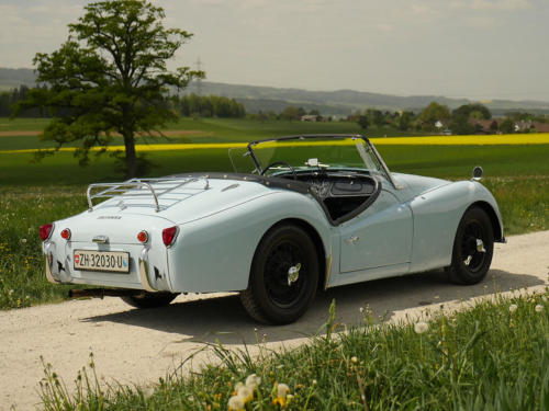 triumph tr3a powderblue 1958 0011 12