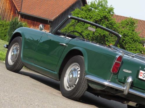 triumph tr4 roadster overdrive dunkelgruen 1963 0007 IMG 8