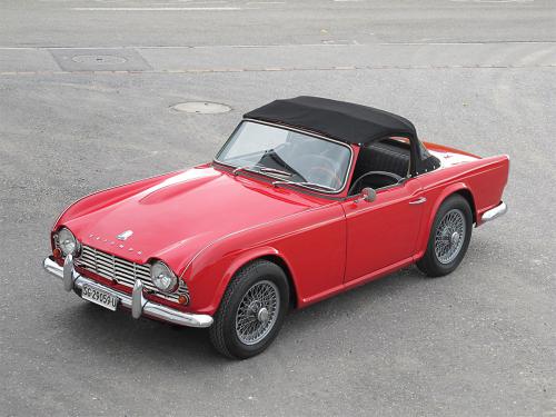 triumph tr4 roadster rot 1963 1200x900 0010 11