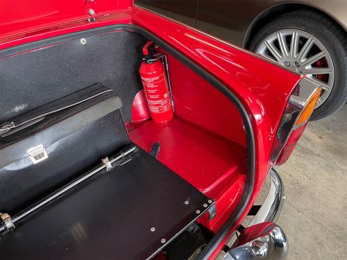 triumph tr4 roadster rot 1963 2024 0013 IMG 14