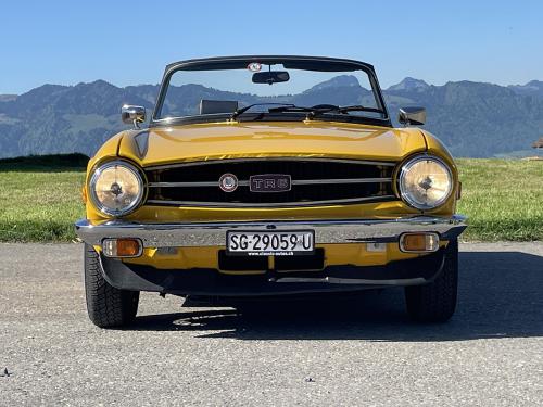 triumph tr6 cabriolet su gelb 1975 0004 IMG 5