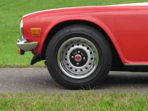 triumph tr6 doppelvergaser rot 1976 1200x900 0009 10