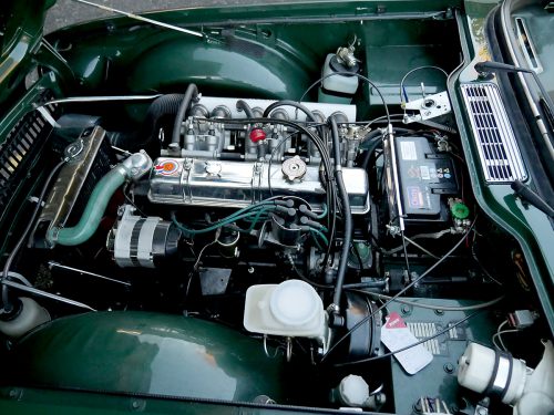 triumph tr 6 pi british racing green 1975 0016 17