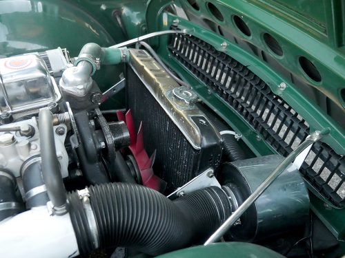 triumph tr 6 pi british racing green 1975 0018 19