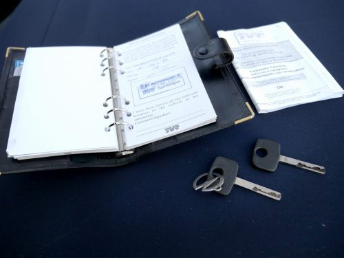 tvr griffith 500 v8 dunkelblau 1994 0017 18