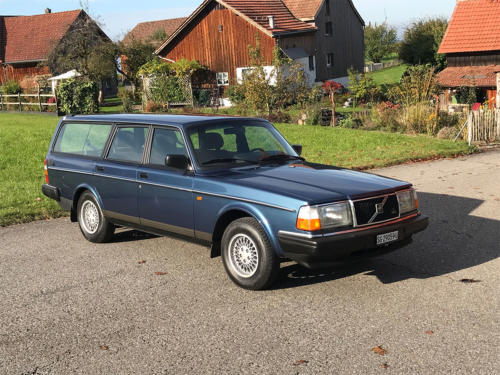 volvo 240 classic kombi dunkelblau automatic 1993 0002 Ebene 13