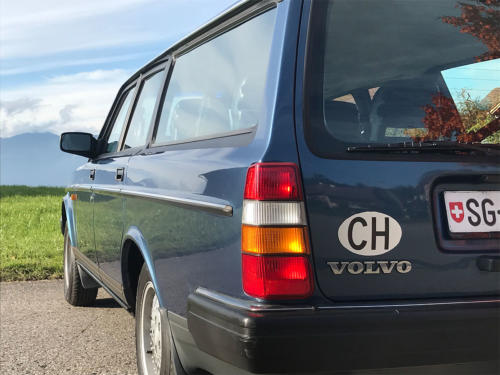 volvo 240 classic kombi dunkelblau automatic 1993 0008 Ebene 7