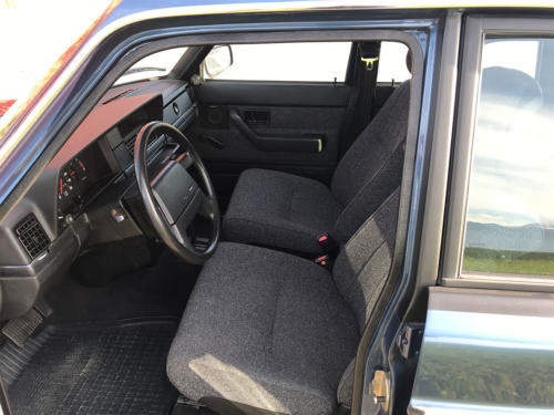 volvo 240 classic kombi dunkelblau automatic 1993 0010 Ebene 5