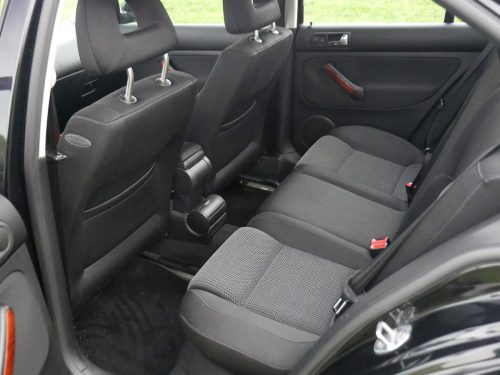 vw bora 20V turbo 1.8 schwarz 2002 0013 15