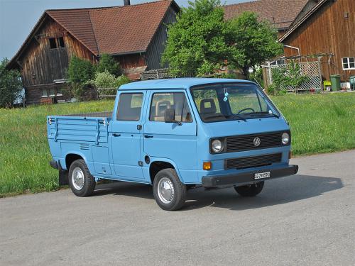 vw bus t3 doka blau 1988 1200x900 0002 3