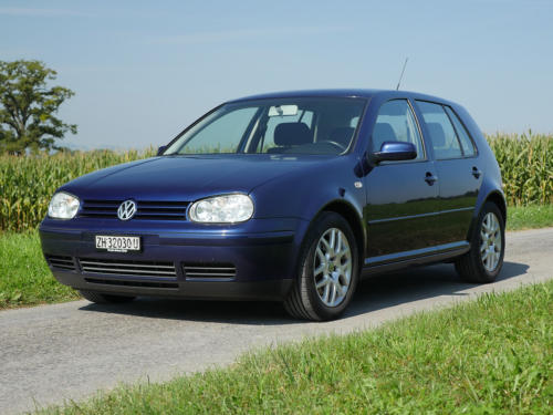 vw golf IV 1-8 T 180PS dunkelblau 2003 0001 2