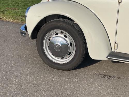 vw kaefer cabrio 1302 ls weiss 50ps 1970 0008 IMG 9