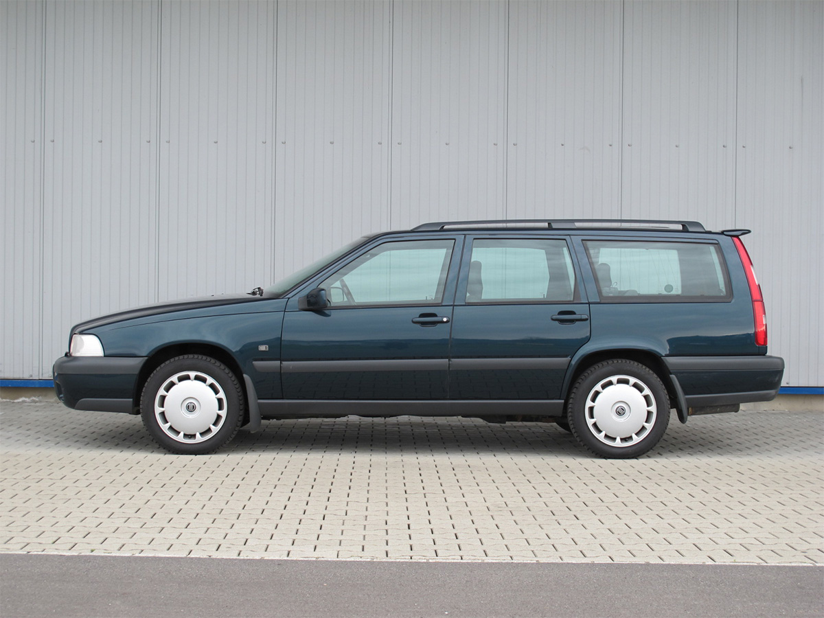 Volvo XC70 AWD Crosscountry Kombi grün 1998